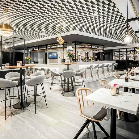 Novotel Den Haag City Centre, fully renovated-3