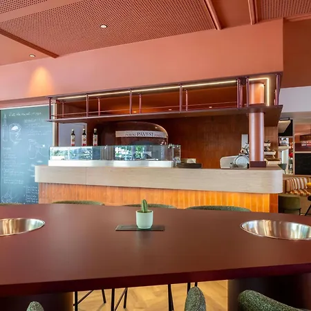 Ibis Styles Annecy Le Vieux-2