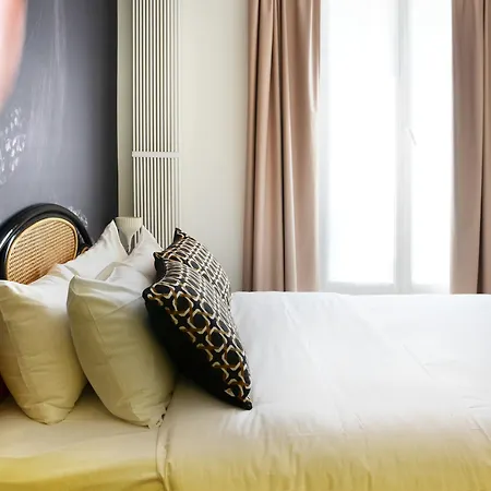 Le Glam's Hotel-2
