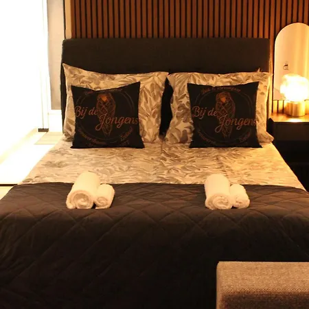 B&B Bij De Jongens-2