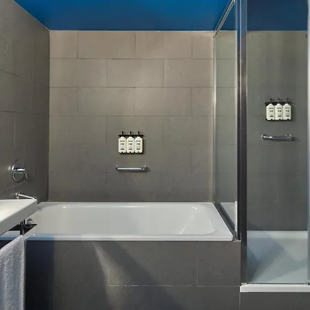 Hotel Indigo Barcelona Plaza Espana By Ihg-2