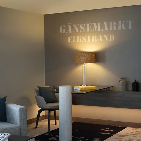 Renaissance Hamburg Hotel-3