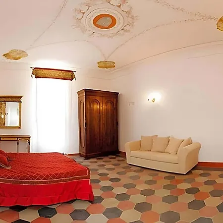 Navona Governo Vecchio Guest House-3