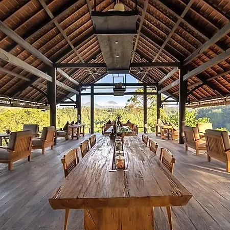 Buahan, A Banyan Tree Escape-3