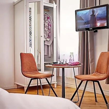 Hotel Am Chlodwigplatz-3