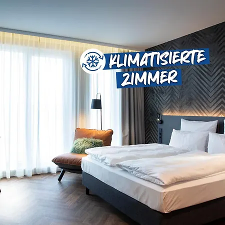 LOGINN Hotel Berlin Airport-3