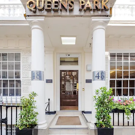 Queens Park Premier London Hyde Park-3