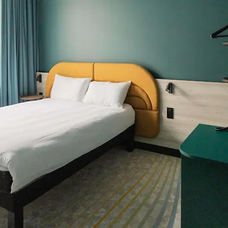 Ibis Styles Brugge Centrum-2