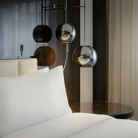 Le Meridien Paris Arc De Triomphe-3