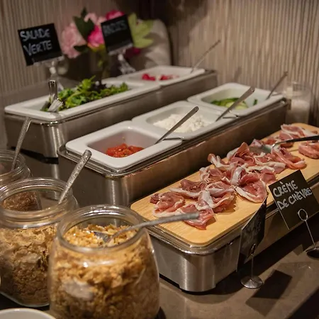 Mercure Paris Opera Garnier Hotel & Spa-3
