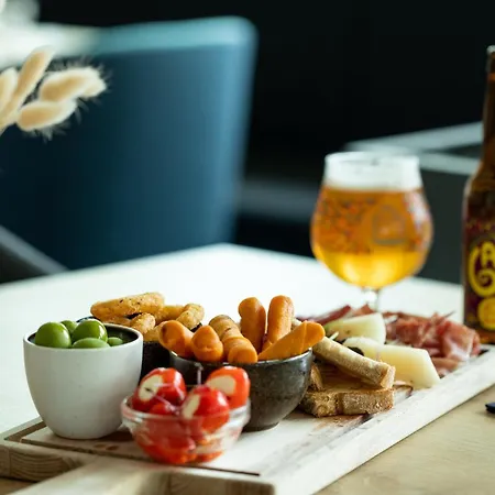 Holiday Inn Express Amsterdam - North Riverside By Ihg-2