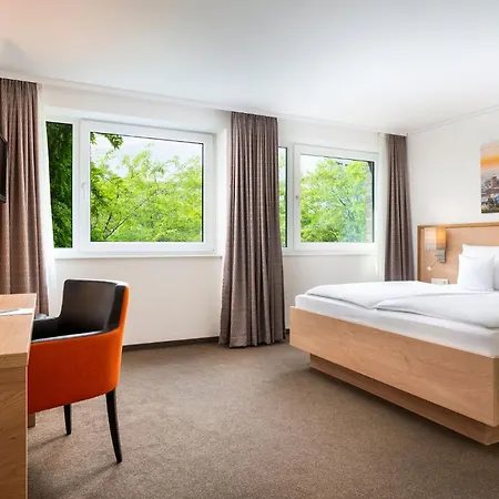 Stadthotel Am Roemerturm-3