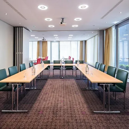 Wyndham Frankfurt Niederrad-3