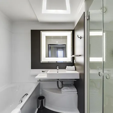 Novotel Suites Paris Montreuil Vincennes-2