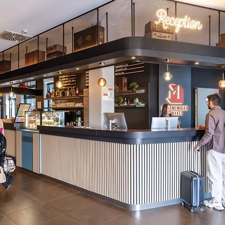 Meininger Hotel Frankfurt Main / Airport-3