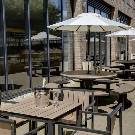 Holiday Inn Express London - Excel By Ihg-3