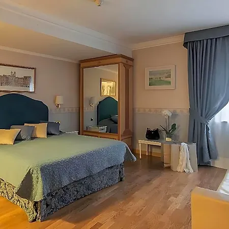 Cecil Hotel Rome-3