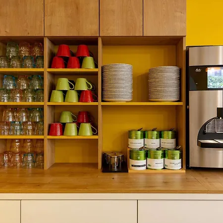 Ibis Styles Marseille Centre Prado Place Castellane-3