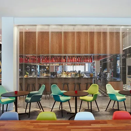 Citizenm Tower Of London-2