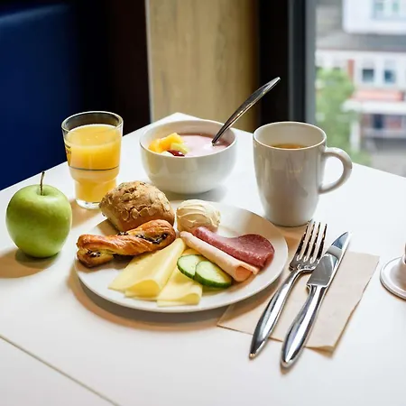 ibis budget Bremen City Center-3