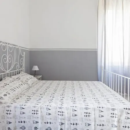 Domus Merulana Bed And Breakfast-3