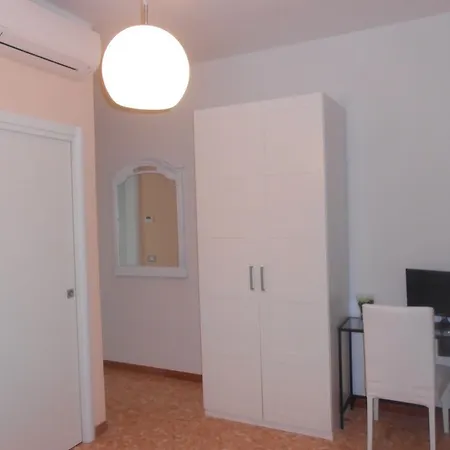 Gino'S House-2