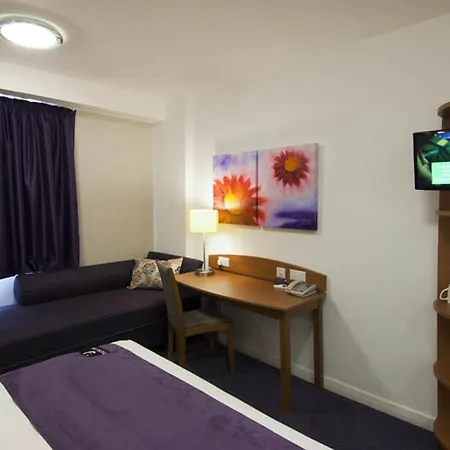 Premier Inn London Beckton-2