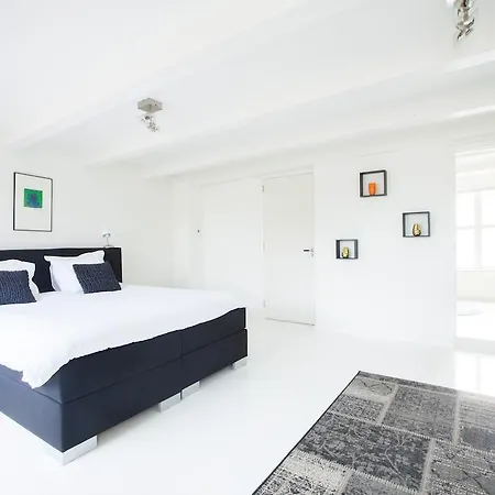 Mokum Suites-3