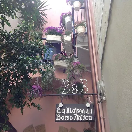 B&B La Maison Del Borgo Antico-2