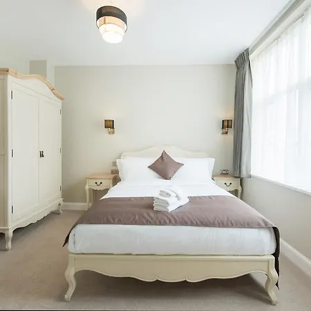 Docklands Lodge London-2