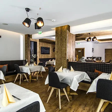 Hotel Garni Persutt-3