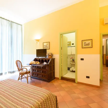 Hotel Mergellina-3