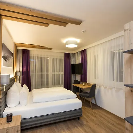 The Ischgl Lodge-3