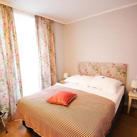Das Kleine Hotel In Muenchen-3