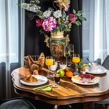 Boutique Hotel Box 5-3