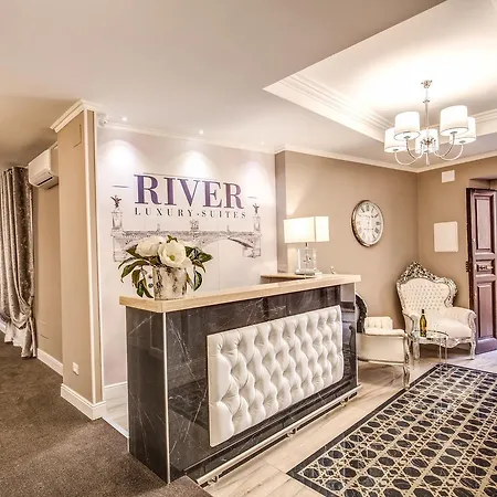 River Luxury Suites-3