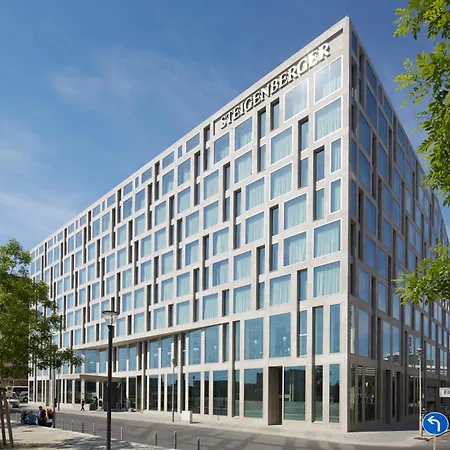 Steigenberger Hotel Am Kanzleramt-3