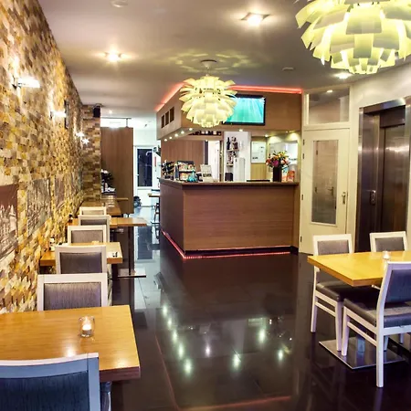 Hotel Larende-2