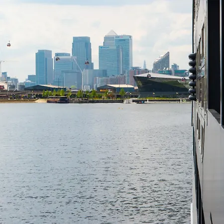 Sunborn London Yacht Hotel-2