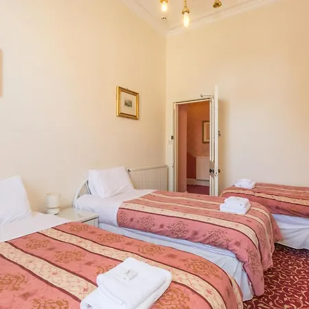 Menzies Guest House-3