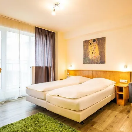 Schroeders City-Style-Hotel-2