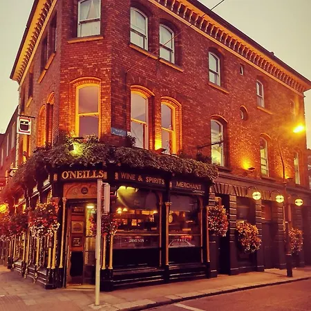 O'Neills Victorian Pub & Townhouse-2