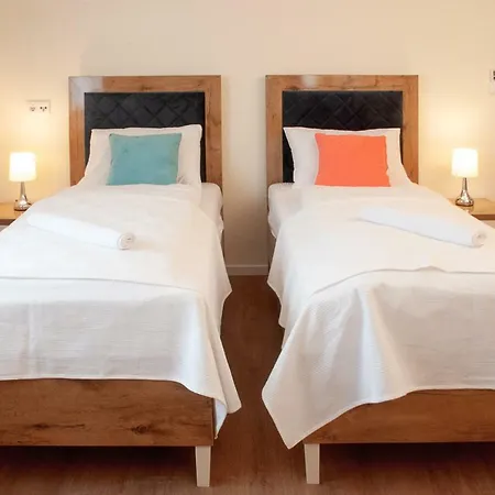 Hotel Isha-3