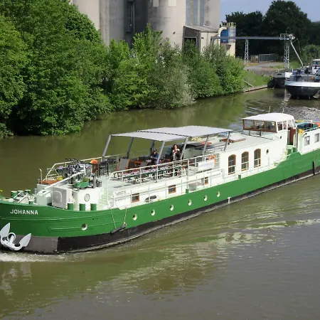 B&B Barge Johanna-2