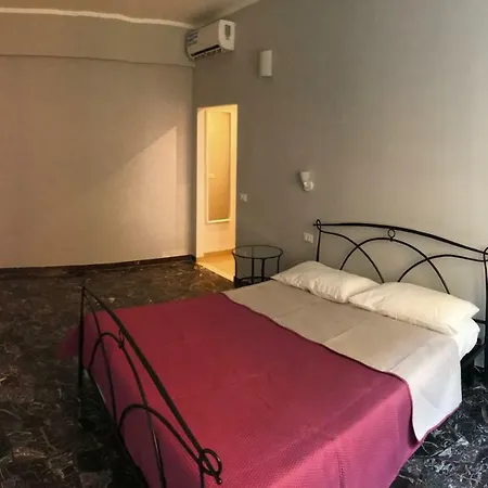 Riva Reno 54 Rooms-3