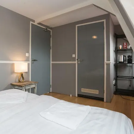 Westerpark Suites-3