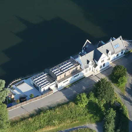 Vijverhuis-2