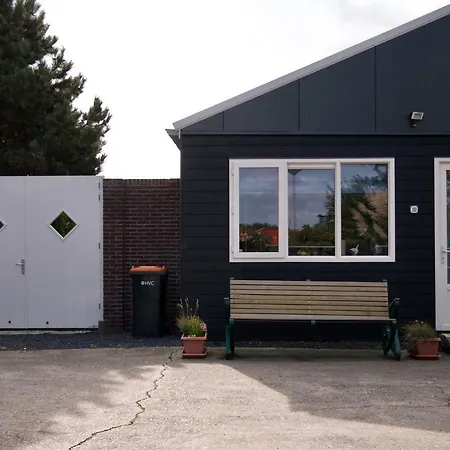 B&B “Te Warskip bij BlokVis”-2