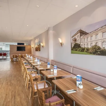 Holiday Inn Express Essen - City Centre-2