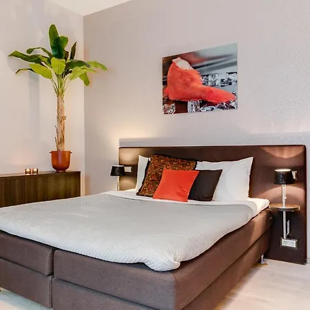 Brasss Hotel Suites-3